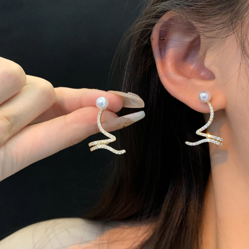 HJS925银针微镶精致蛇形耳骨夹耳钉女超仙气质网红同款耳环耳饰