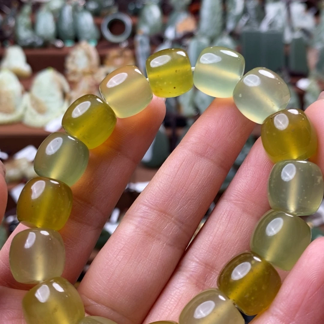 蛇纹石玉未镶嵌手链