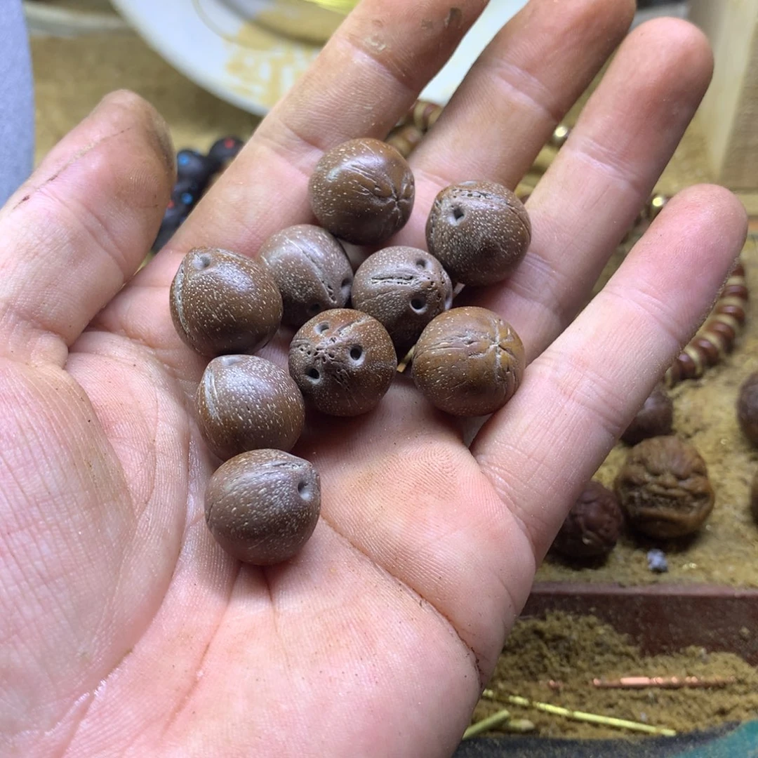 王***震吊坠紫金鼠原皮16