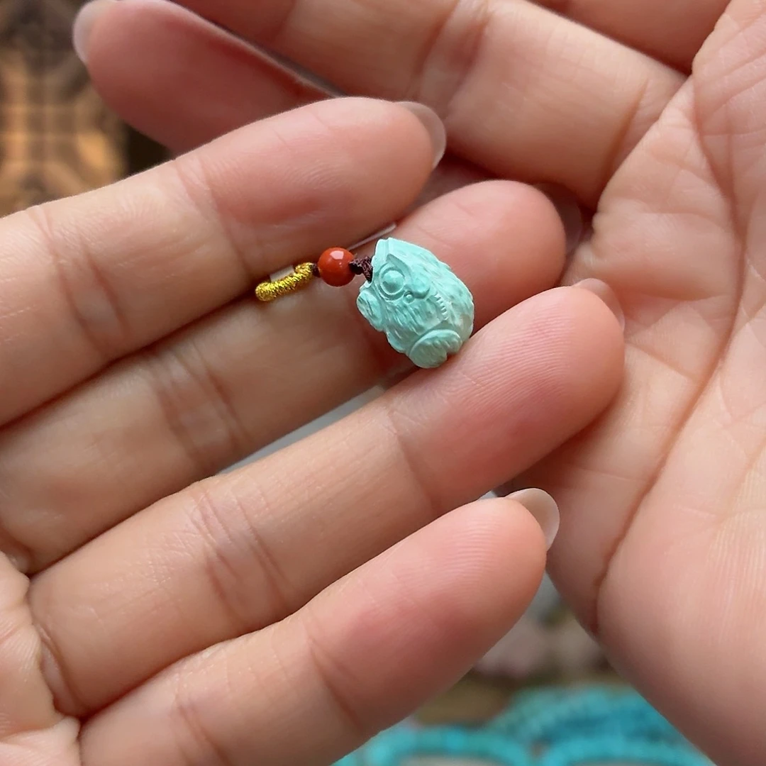 未镶嵌绿松石珠宝奇石