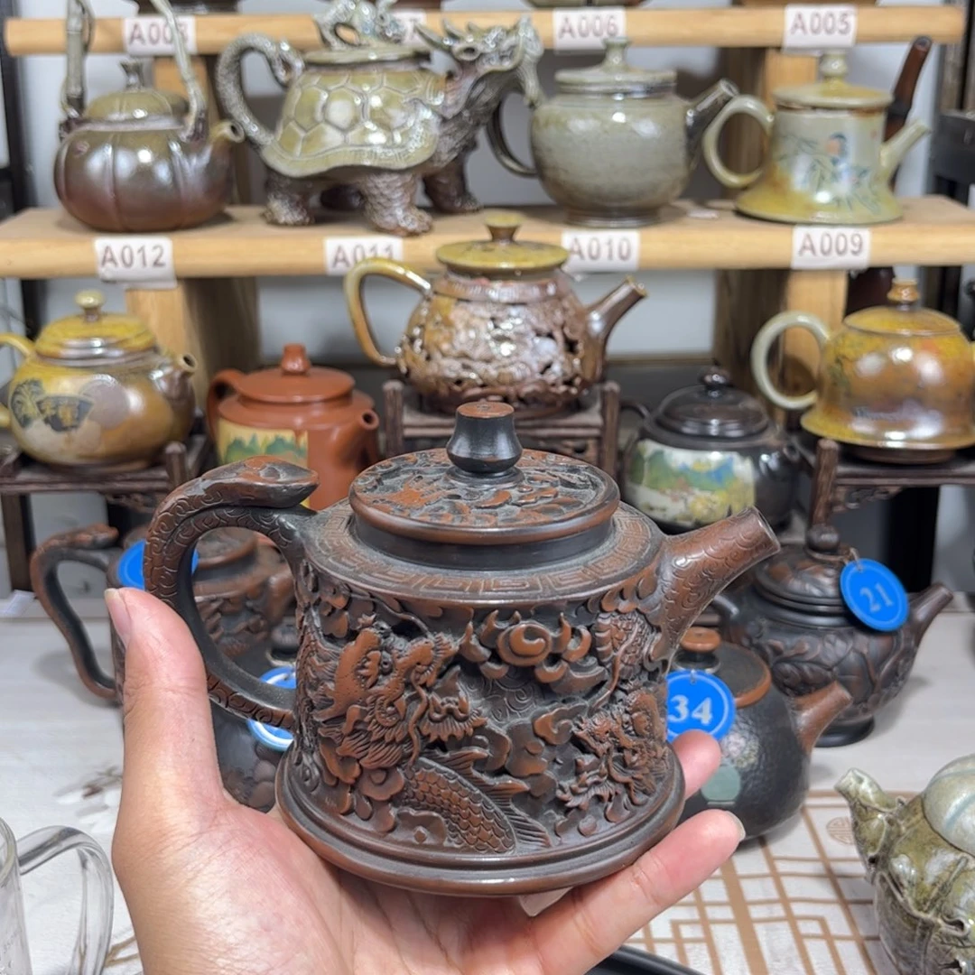 建水紫陶220cc满雕龙德钟