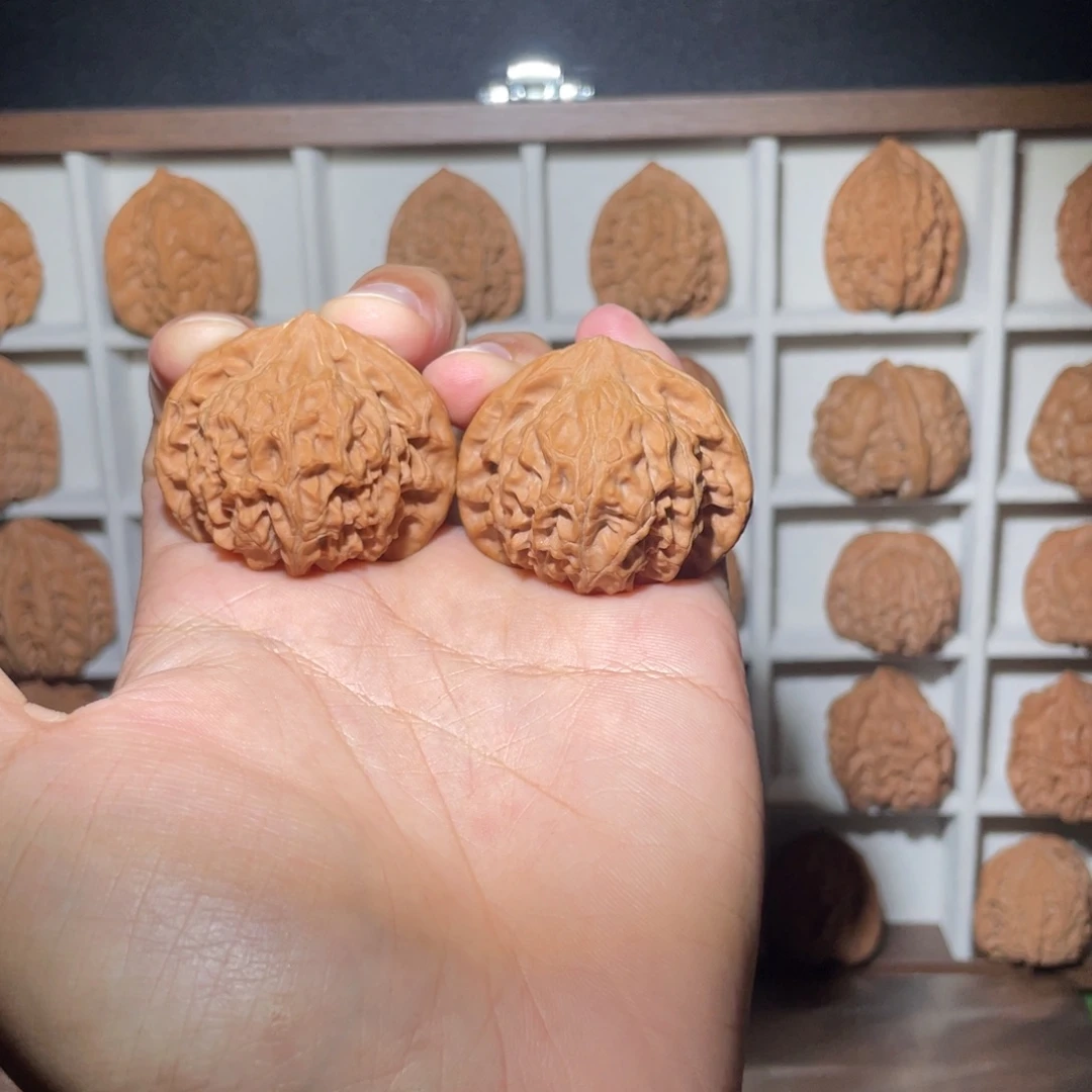 把件文玩核桃42.5全品桃心凹底宫灯