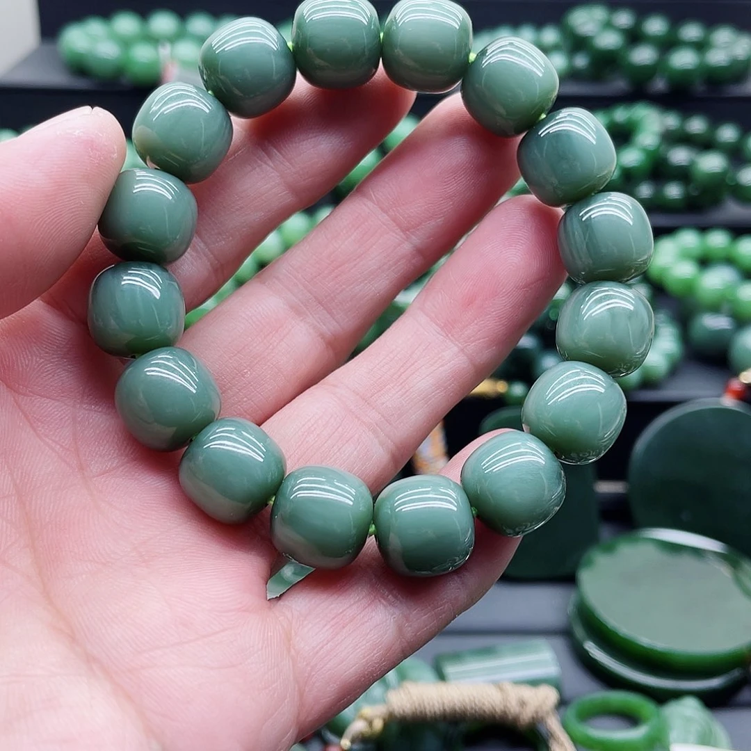 和田玉（碧玉）未镶嵌手链