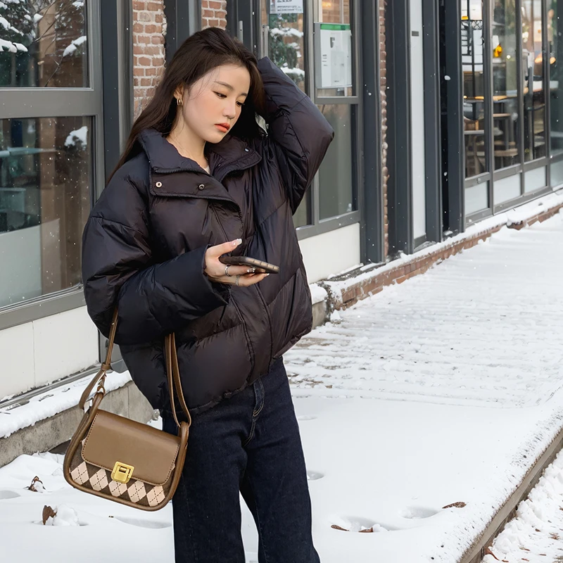 白鸭绒羽绒服女短款2024新款小个子加厚面包服冬季纯色立领外套