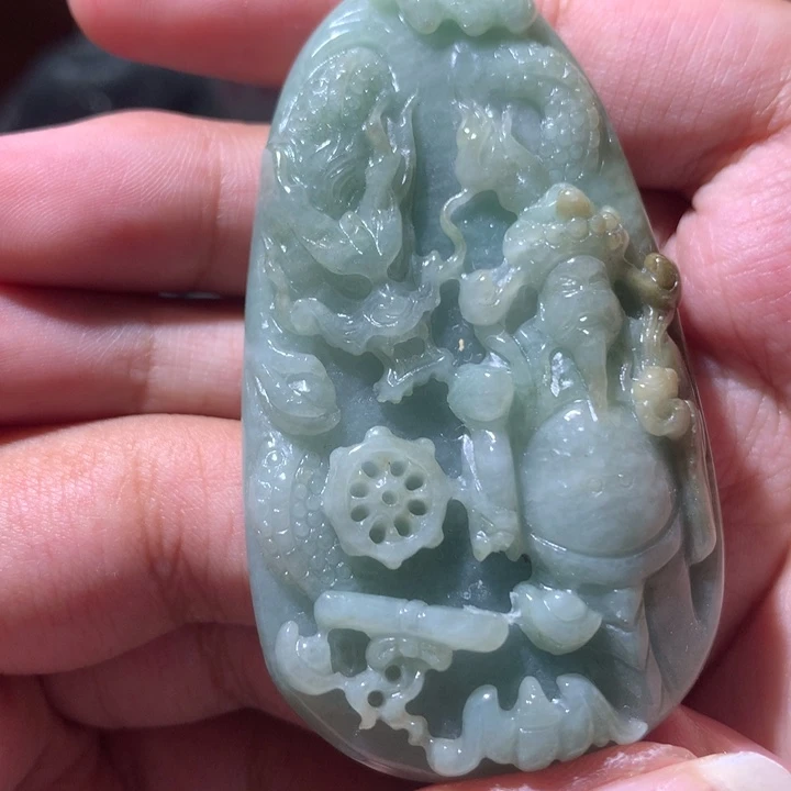 翡翠未镶嵌颈饰保真天然a货翡翠