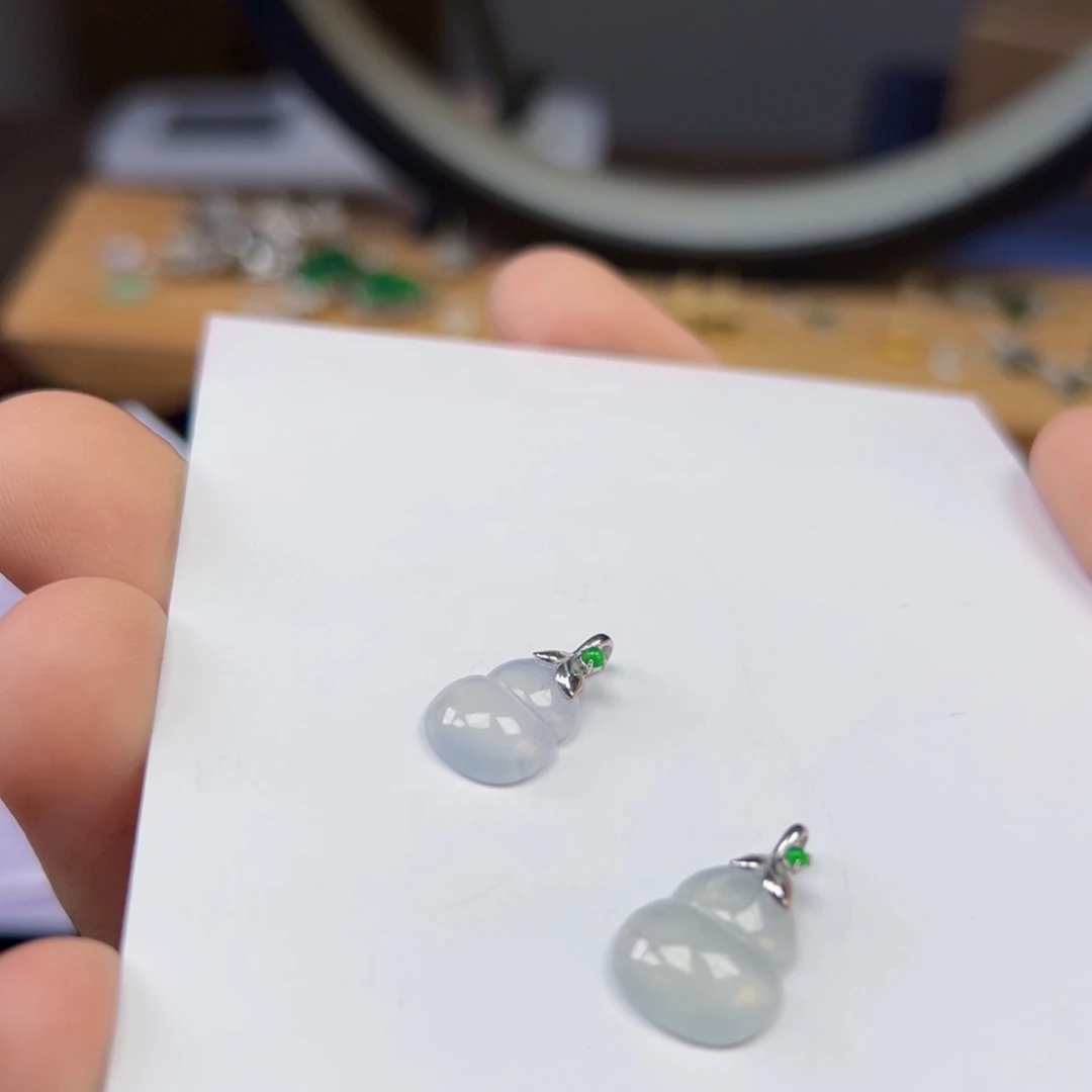 翡翠18K金镶嵌颈饰多样性发货只发一件