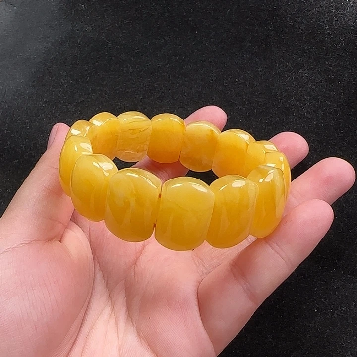 蜜蜡未镶嵌珠宝奇石