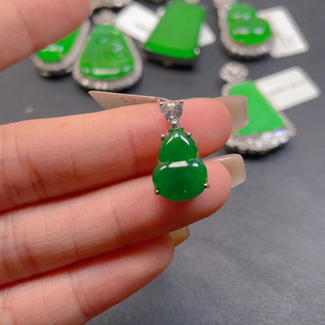 翡翠银S925镶嵌颈饰