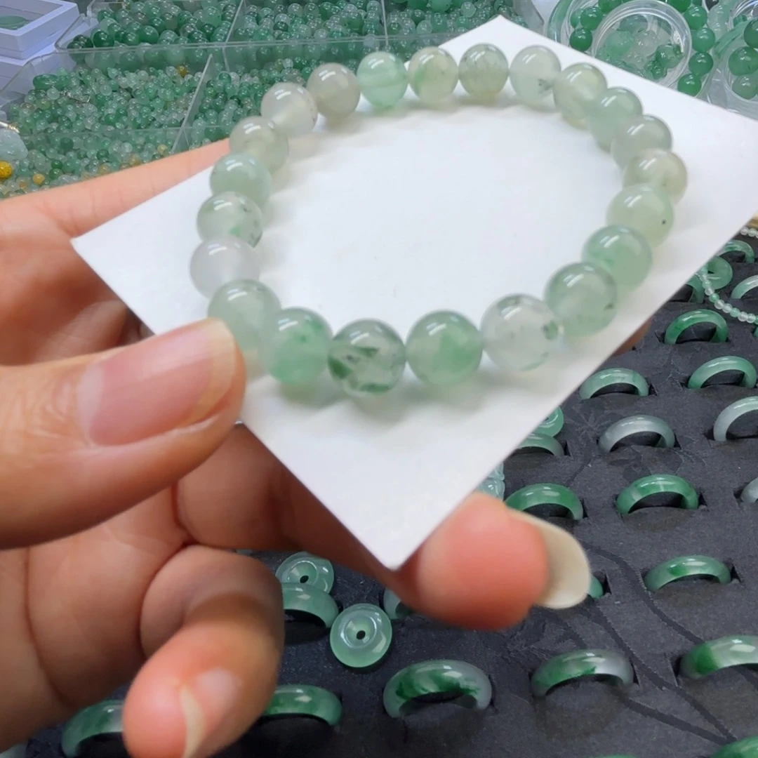 石英质玉（非洲翠）未镶嵌戒指  珠子  手镯卡8珠子手串微瑕