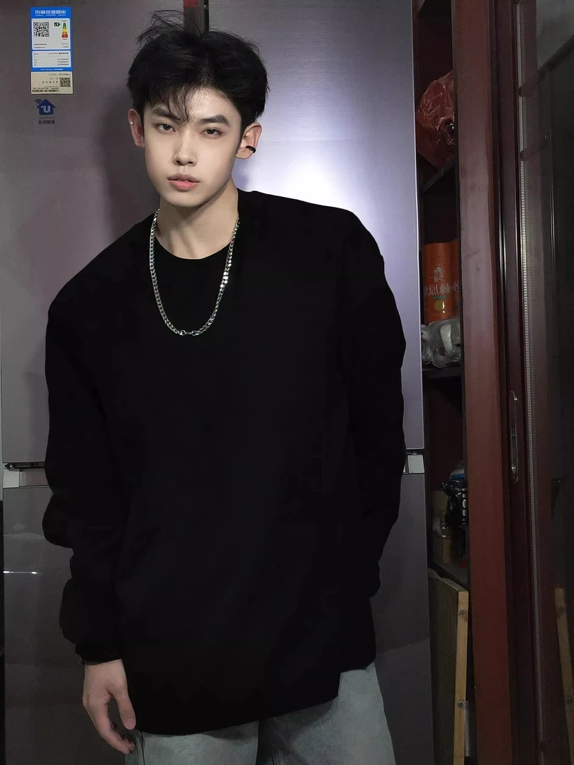 潮流美式长袖t恤男秋冬休闲百搭重磅纯色青少年内搭宽松上衣