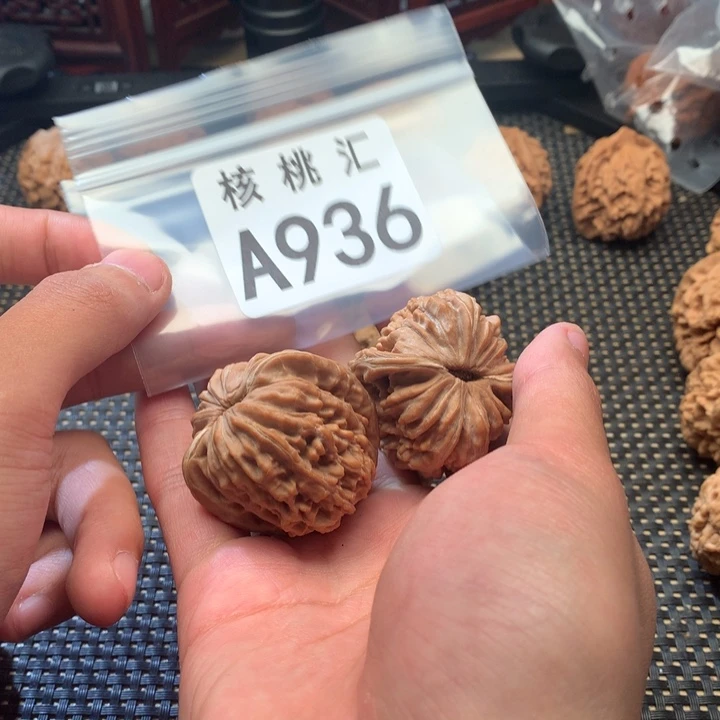 文玩核桃吊坠楼子