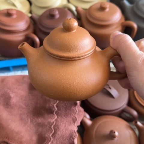 茶壶紫砂金降坡泥300cc