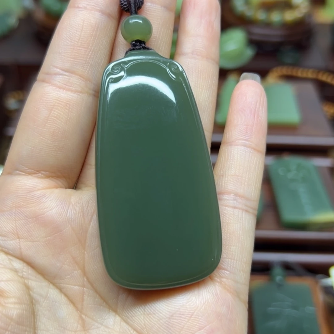 【闪购商品】颈饰未镶嵌岫岩老玉（透闪石质玉）风**好