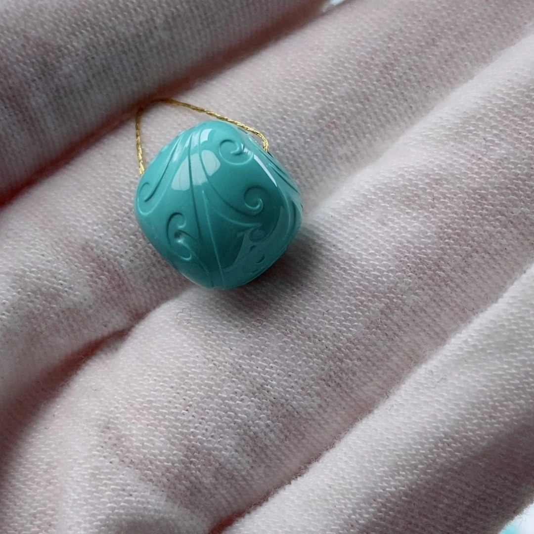 绿松石配饰未镶嵌