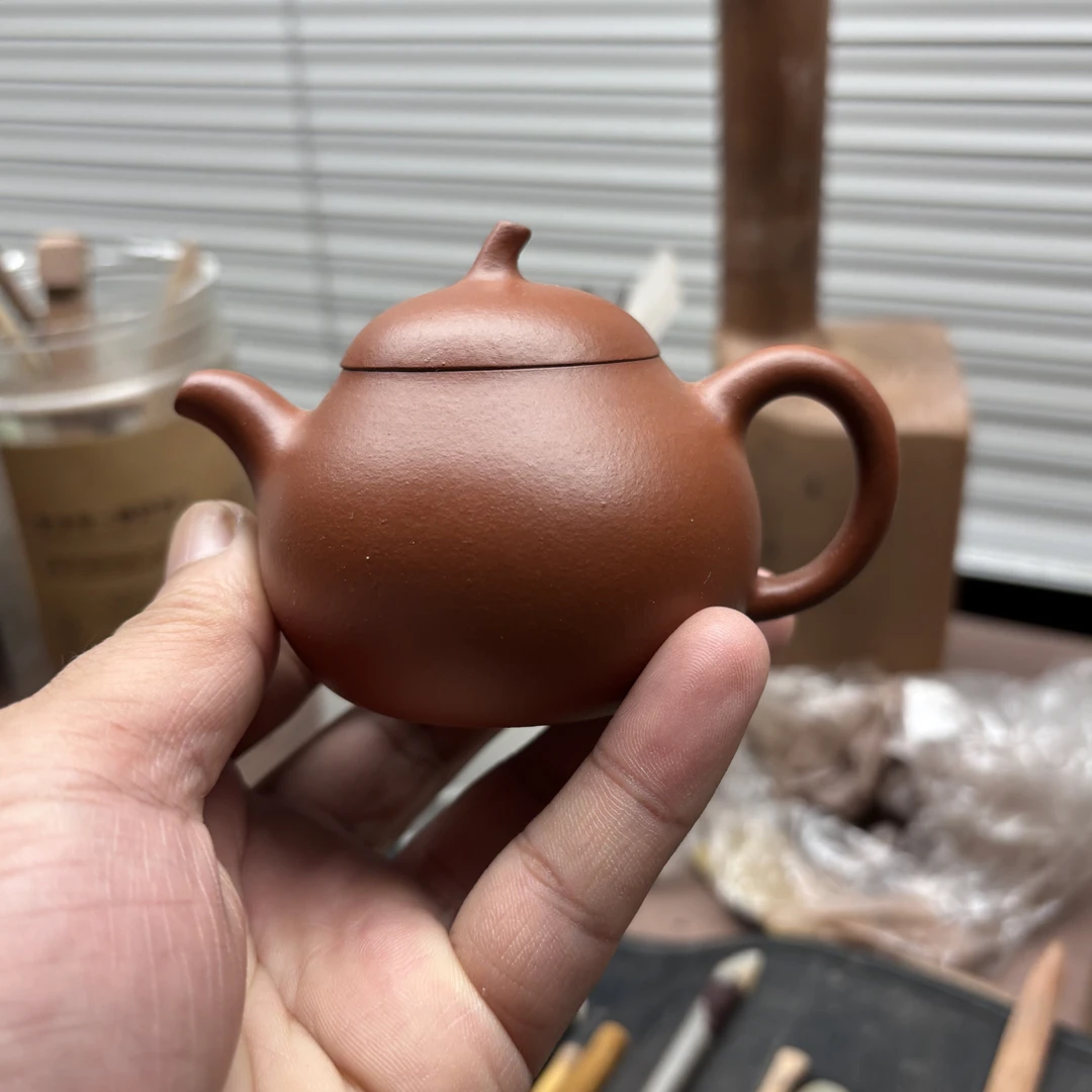茄瓜壶，原矿朱泥无添加，120毫升，手工内推孔出水