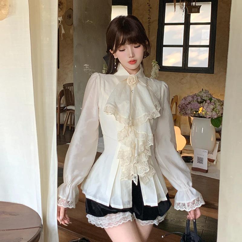 冰冰来了浪漫主义】法式宫廷复古领花衬衣蕾丝拼接灯笼袖上衣27002