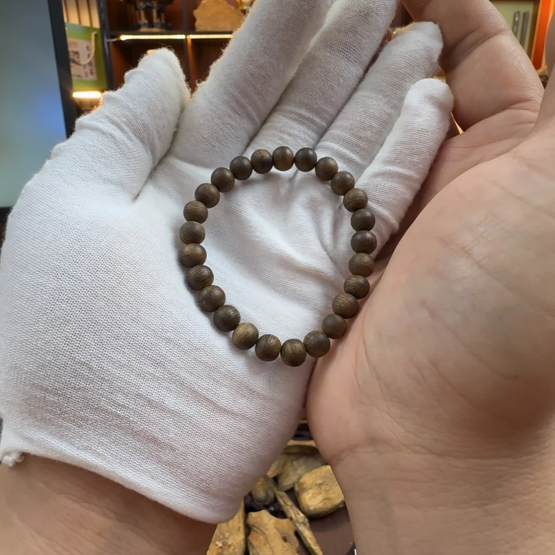 沉香手串Z****8圆珠单圈