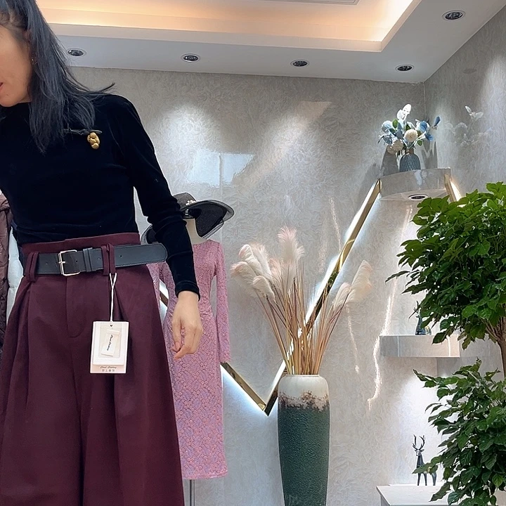 时尚潮流休闲裤子拍下备注尺码