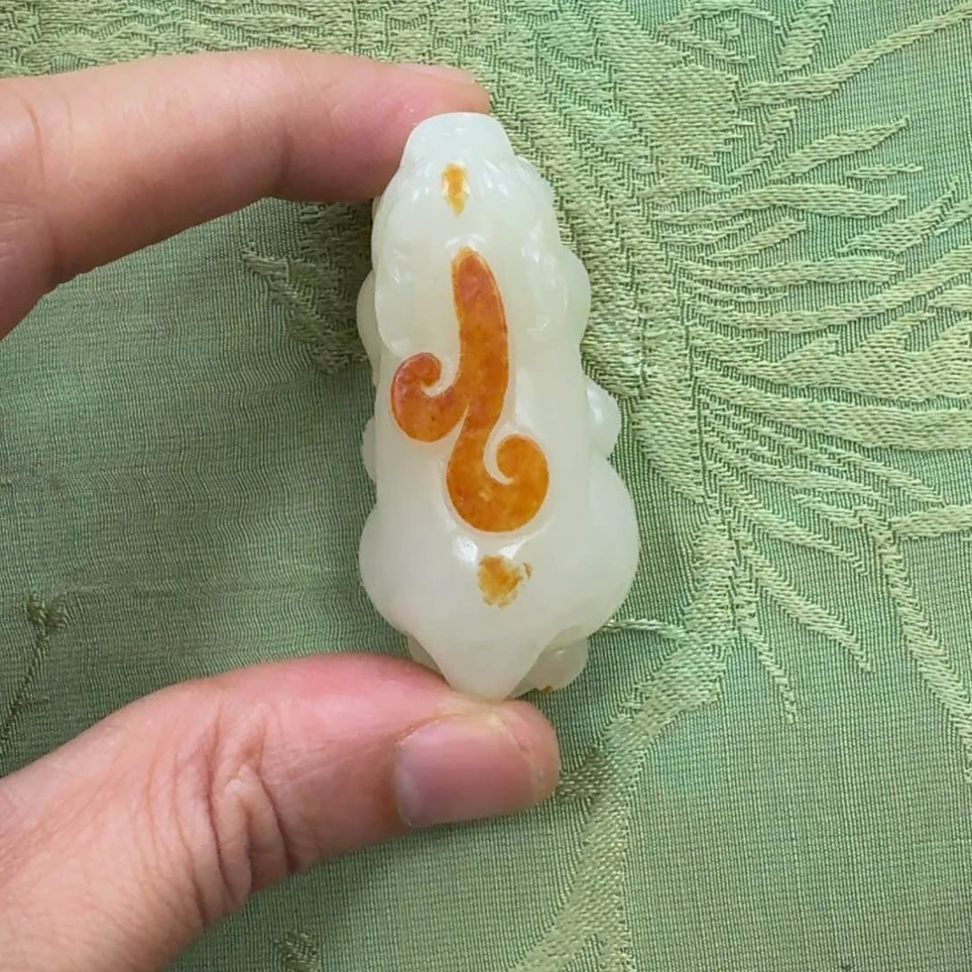 未镶嵌和田玉挂件