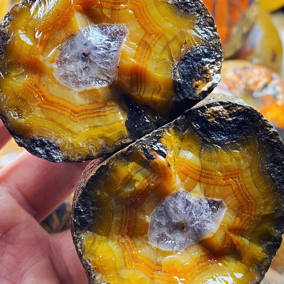 赵***依定制玛瑙未镶嵌战国红