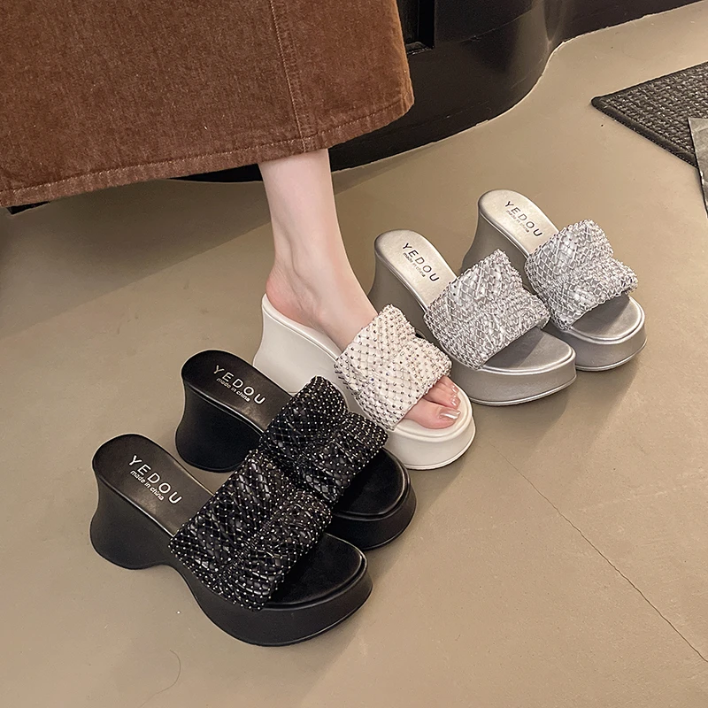 小个子厚底凉拖女夏外穿2025年新款高跟拖鞋水钻增高百搭懒人凉鞋