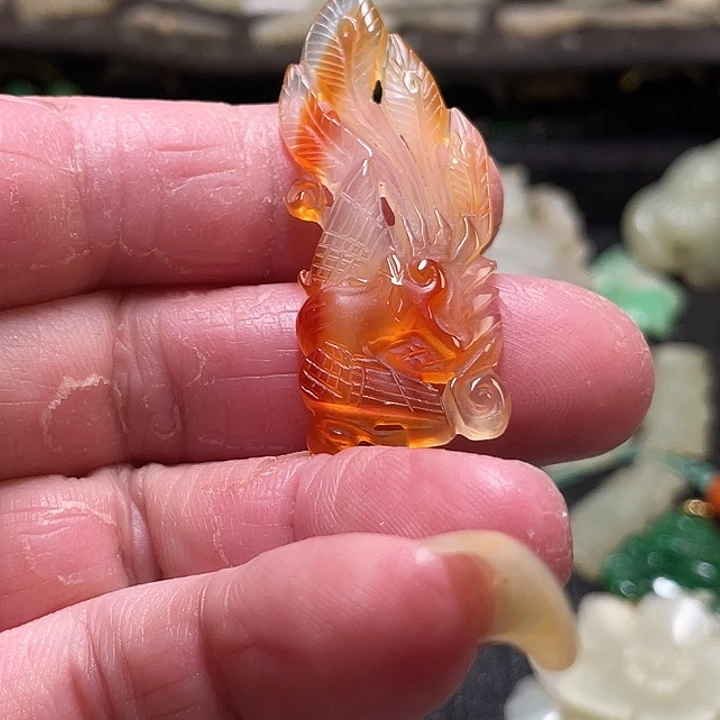 舒***！合金颈饰玛瑙/玉髓挂件