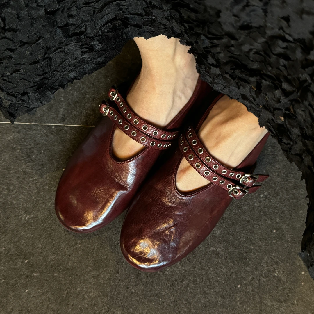 CZCAICAI 2025年新款圆头铆钉玛丽珍黑色马皮芭蕾舞单鞋女