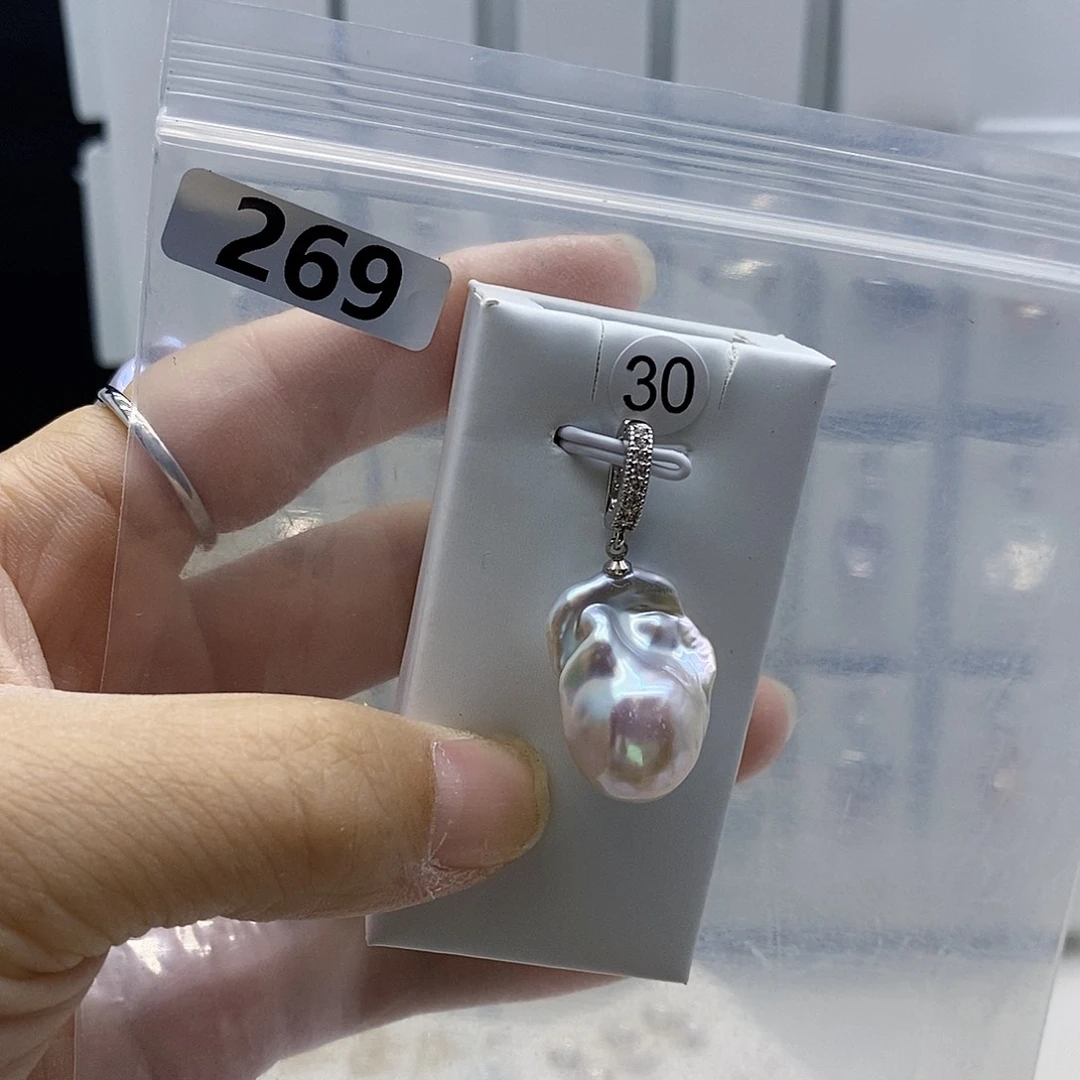 颈饰合金淡水珍珠