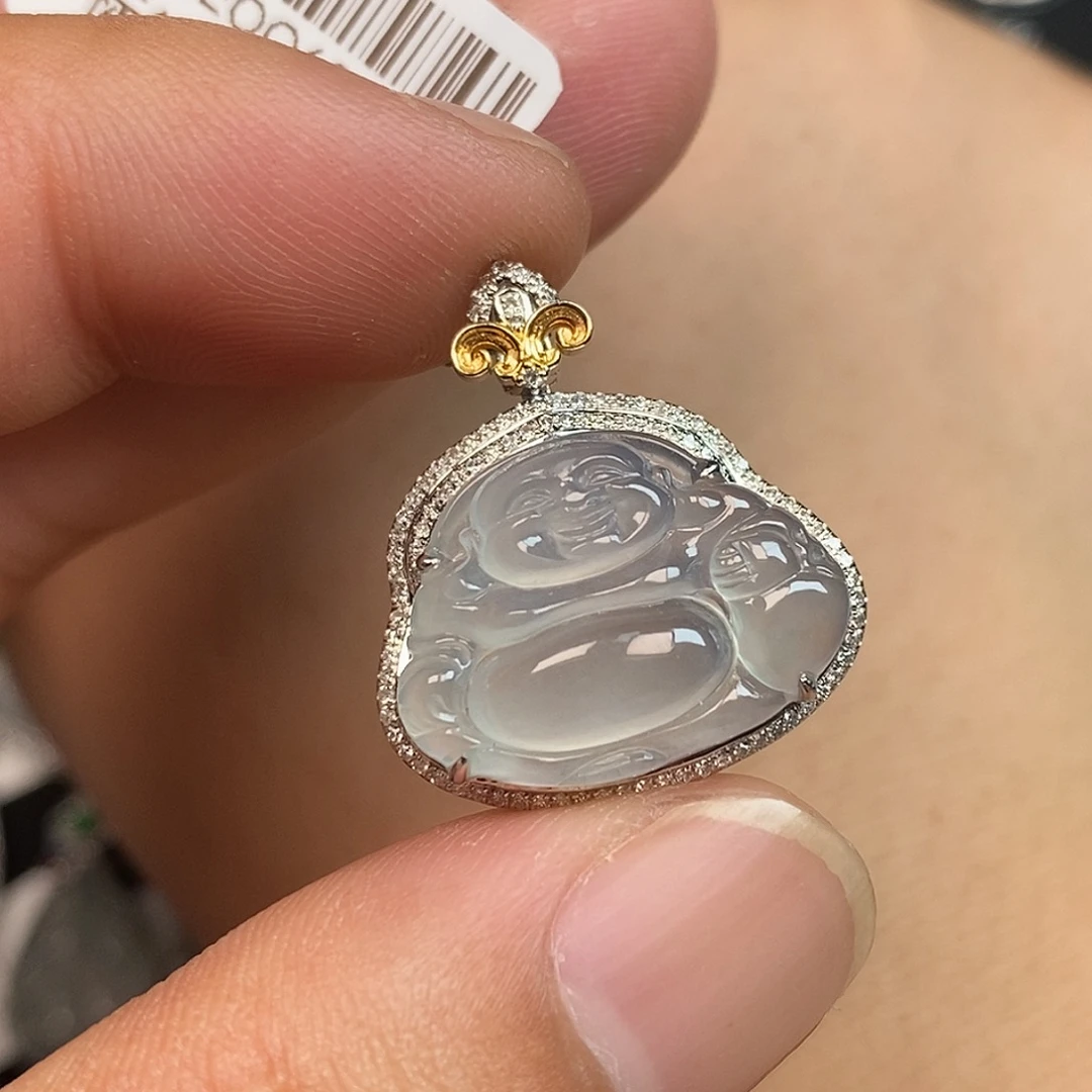 翡翠18K金镶嵌颈饰布袋佛