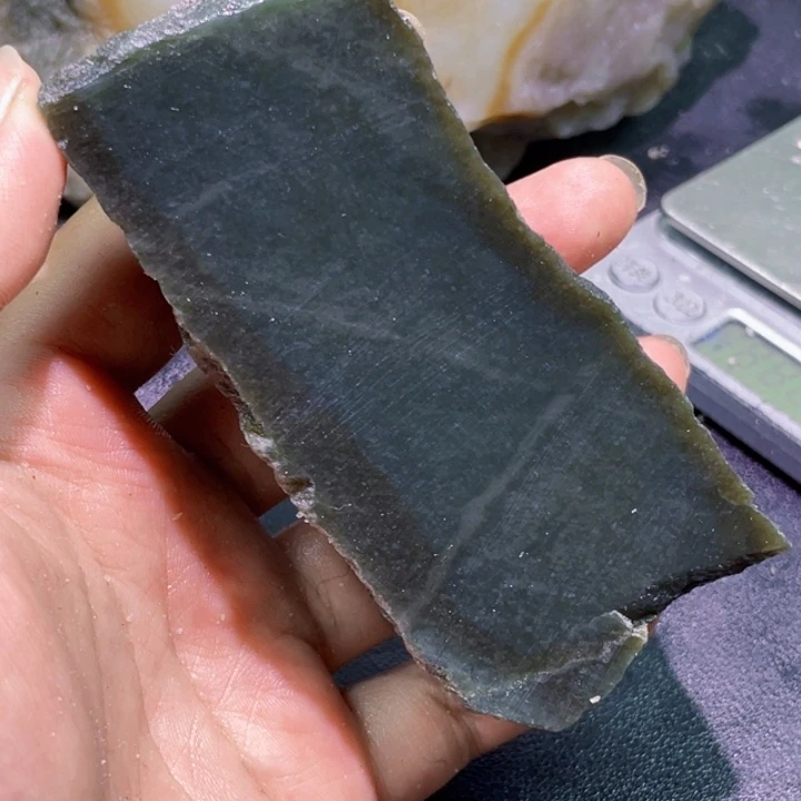 未镶嵌和田玉珠宝半成品