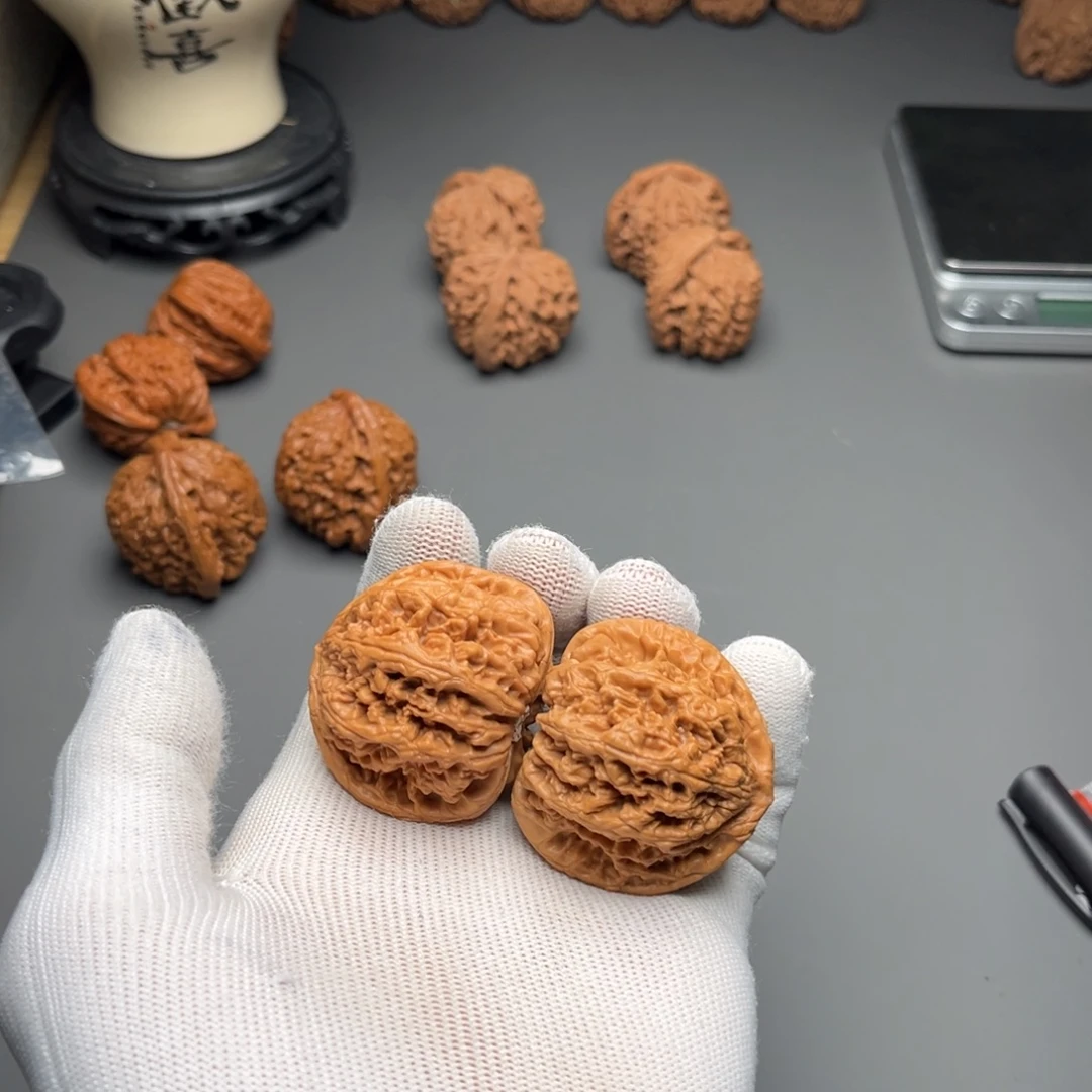 也***晴文玩核桃吊坠44尺大粗筋微修