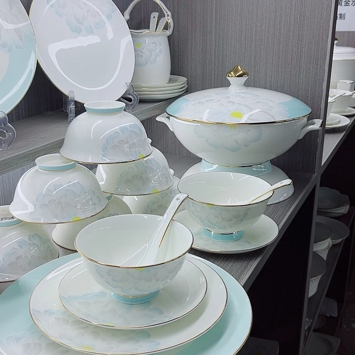 韦***嫂景德镇钻雅陶瓷餐具