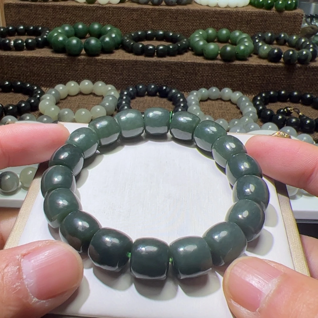 和田玉未镶嵌手串