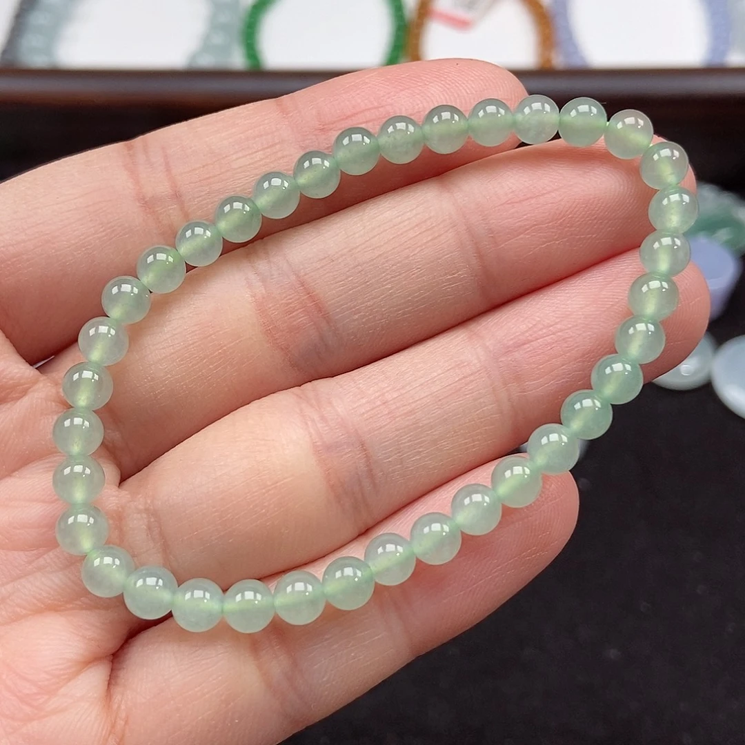 翡翠未镶嵌手串卡5