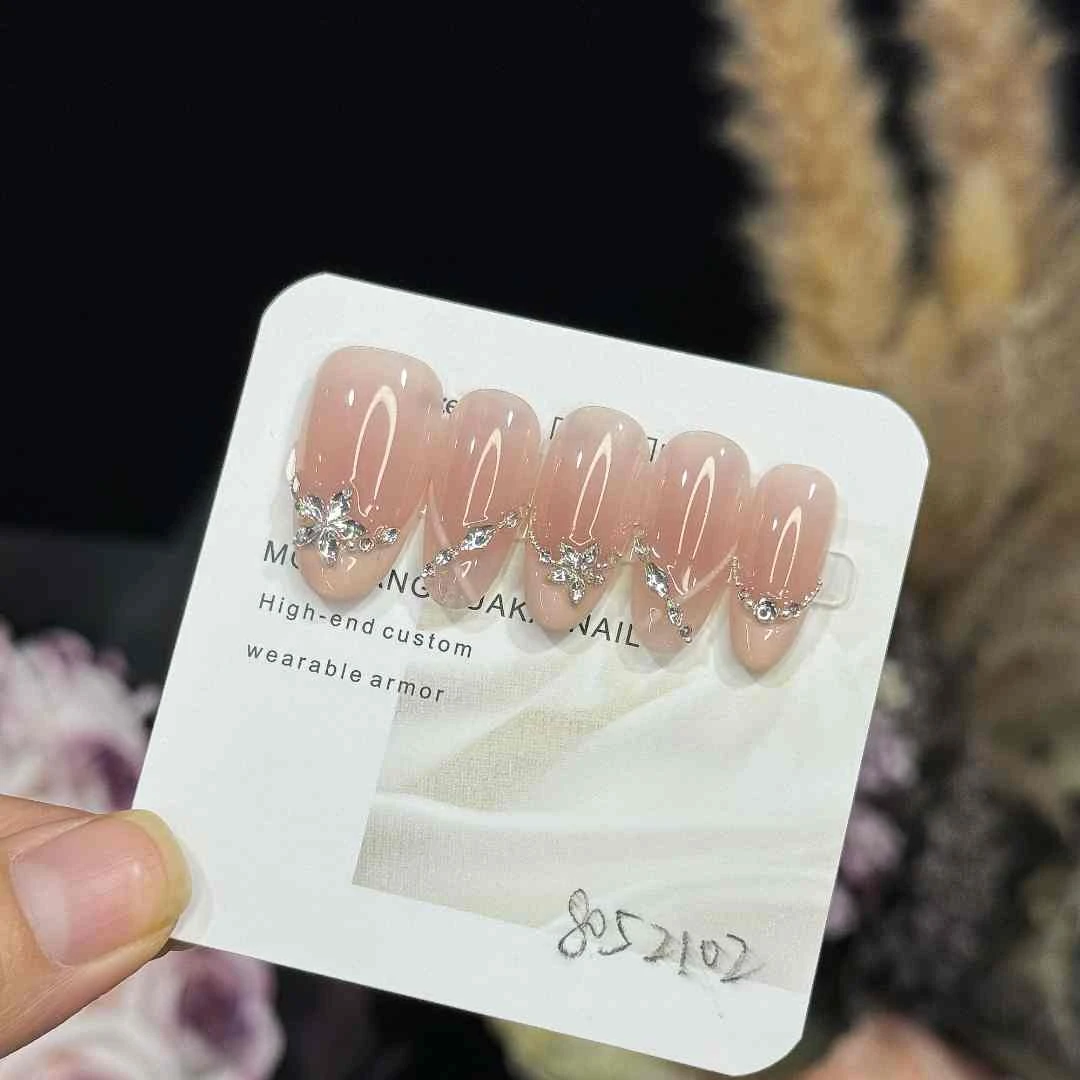 【想的美】温柔系显白腮红气质法式拼钻美甲8052102 纯手工穿戴甲