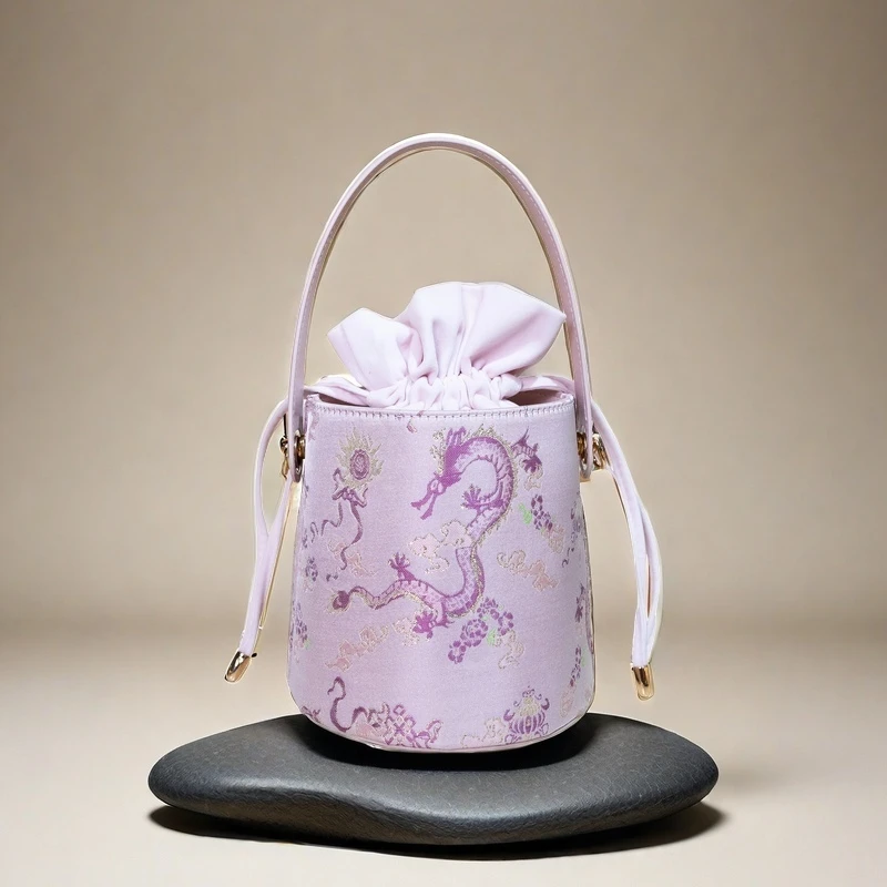 【粉龙戏珠水桶】花位随机民族复古气质手提时尚斜跨手拎包365