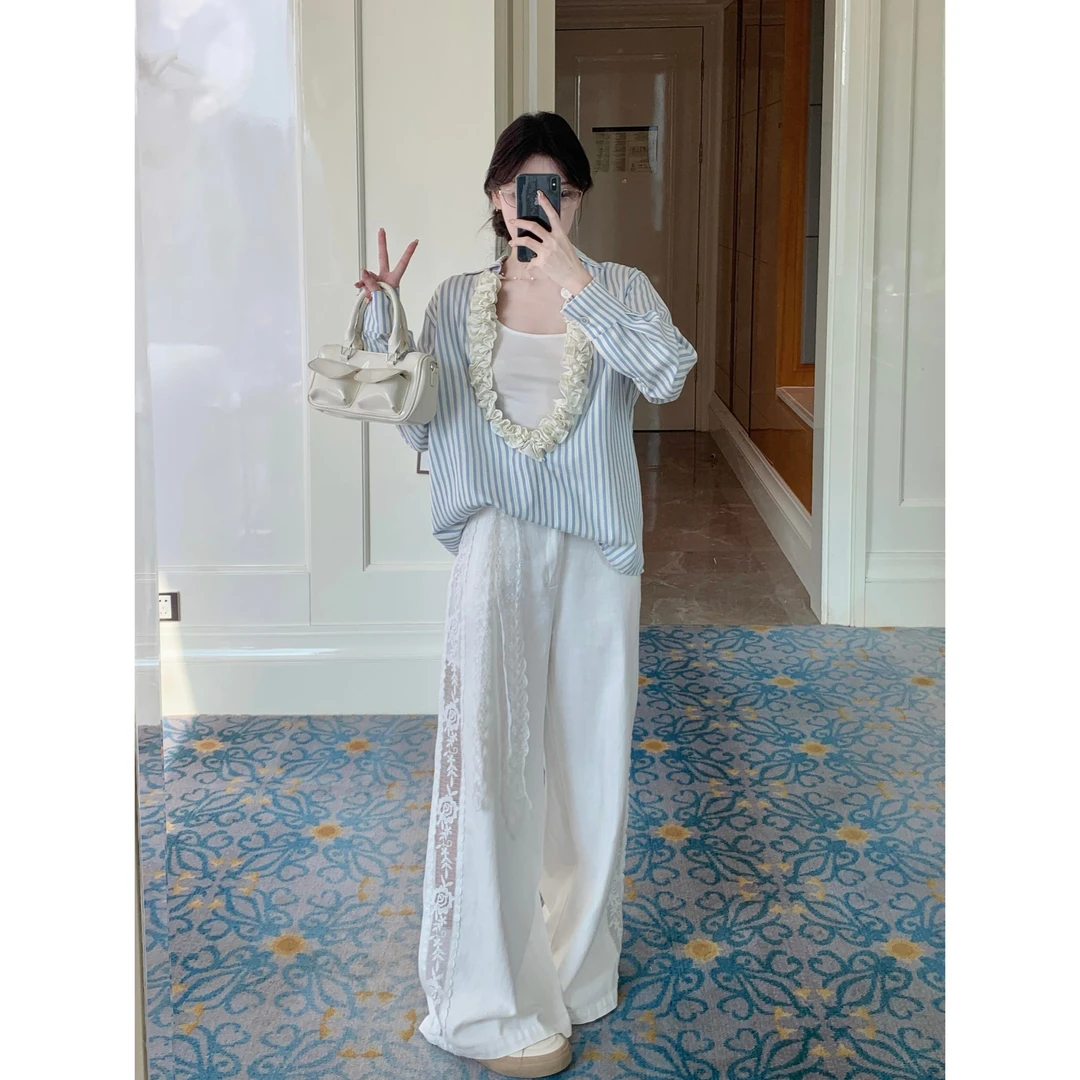 漫游褶光~设计感法式慵懒大V领上衣~侧边蕾丝拼接休闲裤套装