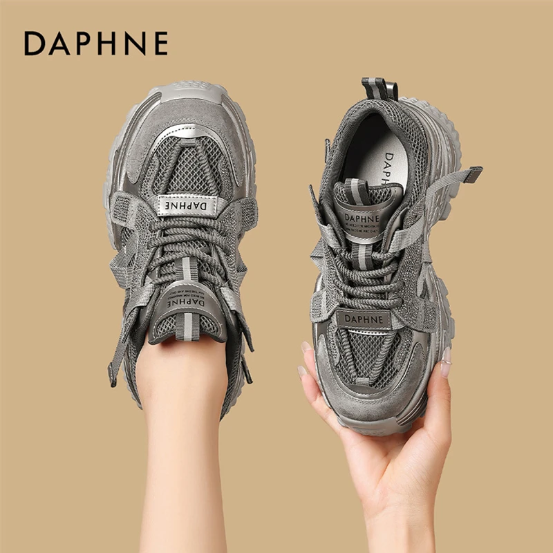 达芙妮银色复古老爹鞋女款2024冬季新款百搭小个子增高爆款运动鞋