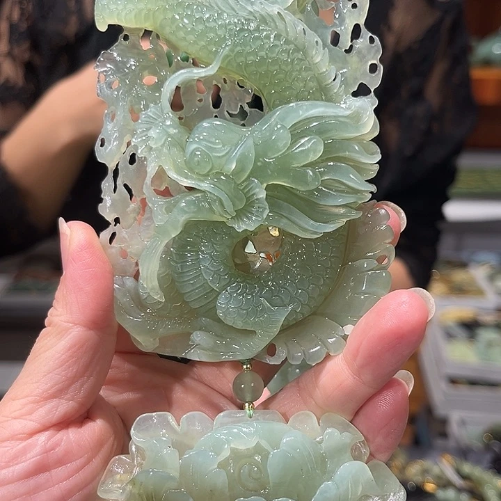 未镶嵌岫玉毛衣链
