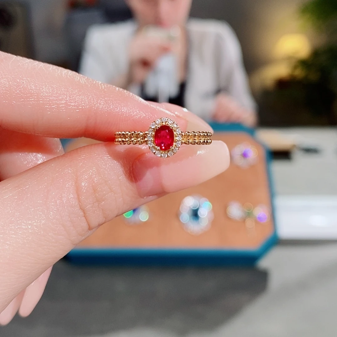 红宝石戒指18K金镶嵌0.3ct无烧