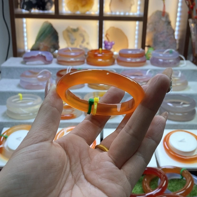 【闪购商品】玛瑙/玉髓手镯未镶嵌小***a