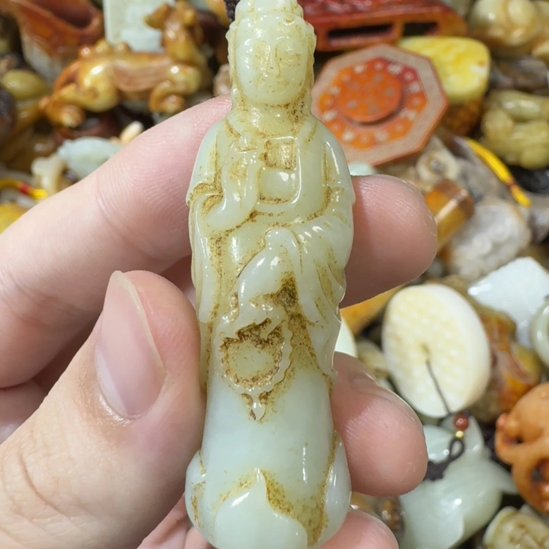 和田玉把件未镶嵌点*斋