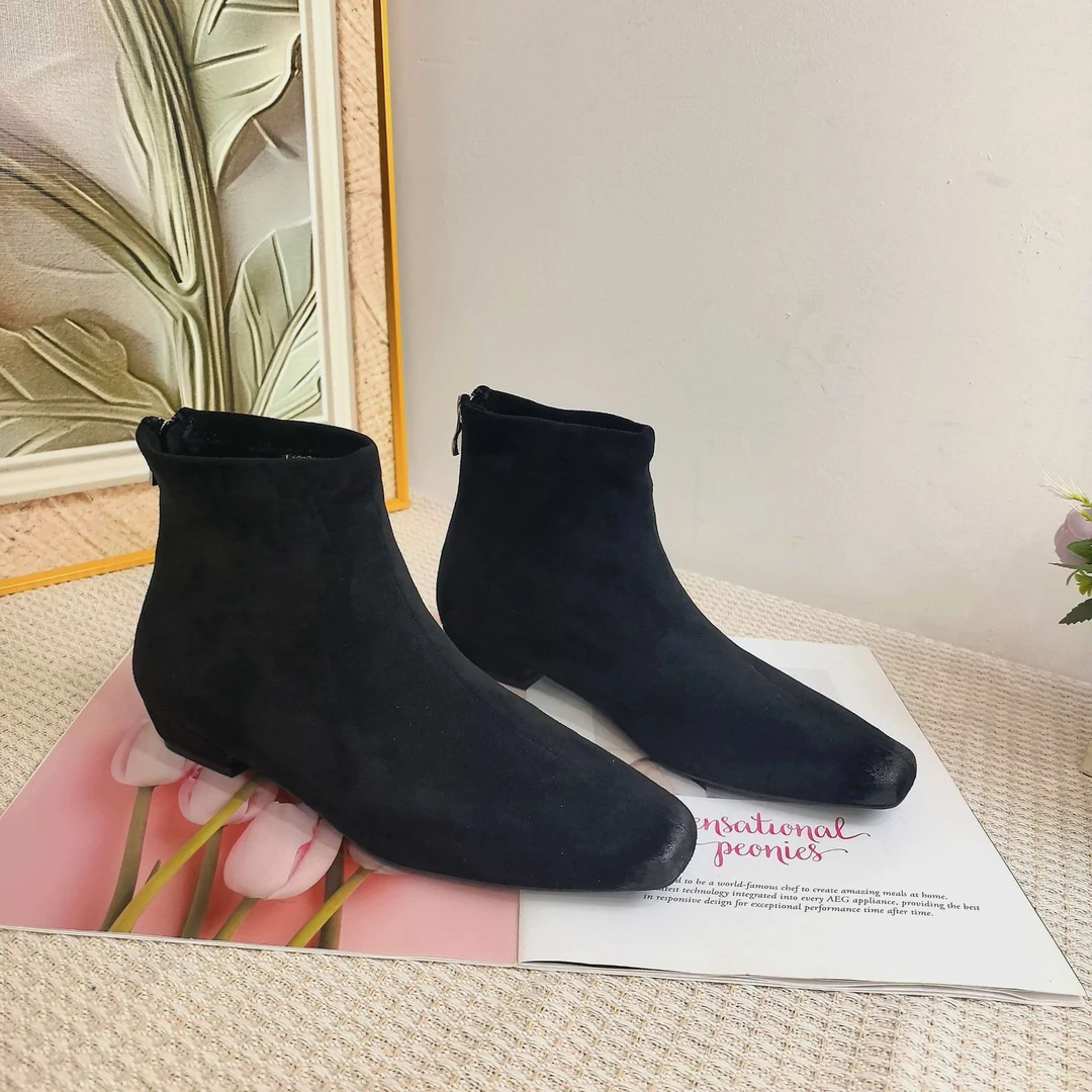 X9021  新款时尚百搭瘦瘦短靴