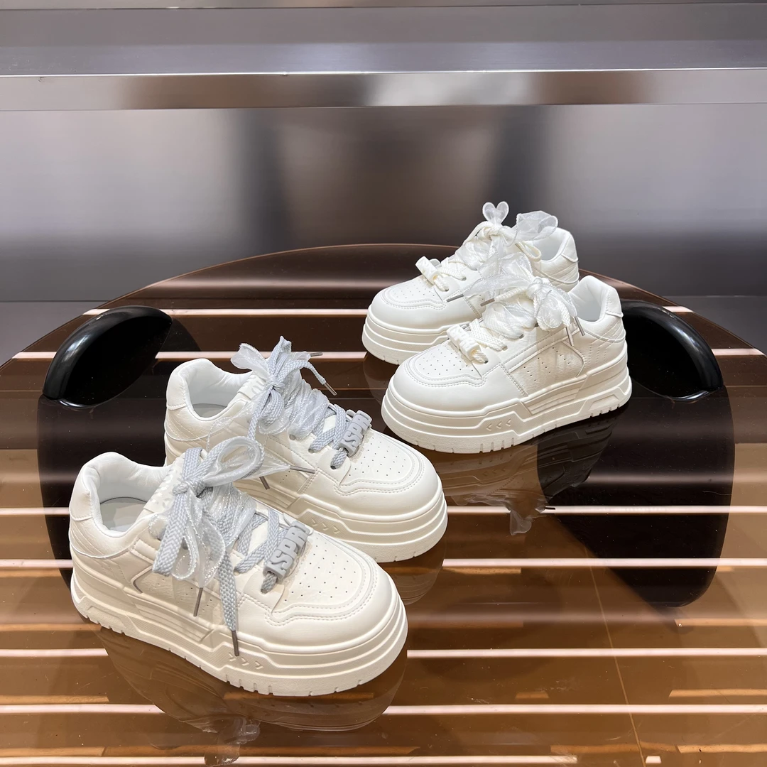 pjc 厚底面包小白鞋女ins潮百搭春秋季2025年新款休闲板鞋时尚