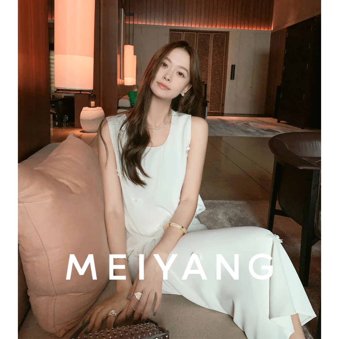 A美洋MEIYANG 千金套装【商场同款】手工钉珠上衣半裙两件套-周一