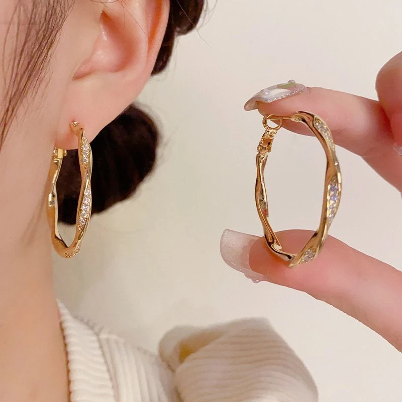 纯铜锆石耳饰 简约冷淡风个性高级感镶钻金属圈圈耳环复古时尚