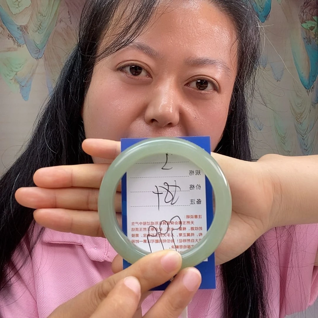 和田玉手镯未镶嵌妤***己