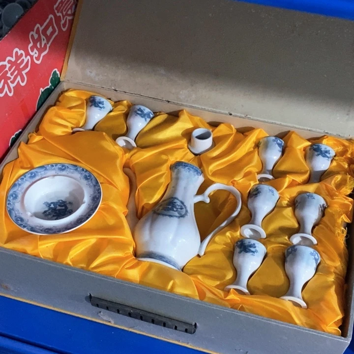 瓷片二厂白玫釉中酒具