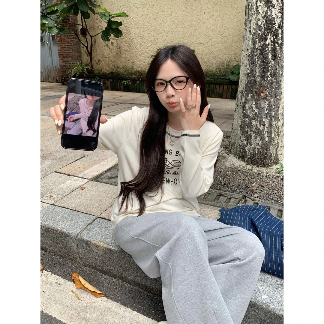 YO定制秋季趣味卡通减龄印花长袖T恤时髦休闲百搭内搭打底衫上衣