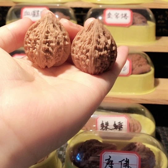 文玩核桃秦岭糖三角